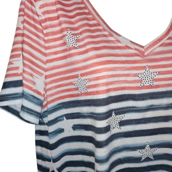 Thomas & Olivia Red and Blue Boxy Relaxed T-Shirt - Picture 5 of 11